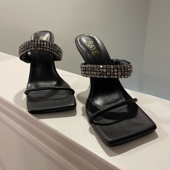 RAYE Hana Heel in Black (W7.5) - Picture 7 of 7